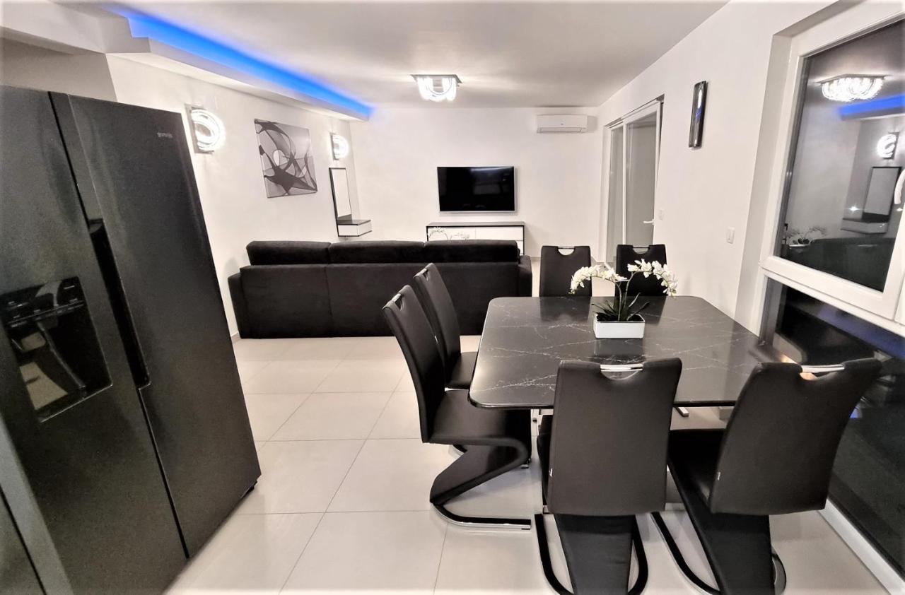 Bartol Luxury Apartments Krk Croatia, With Own Hot Tub - Whirlpool Krk Town Exterior photo